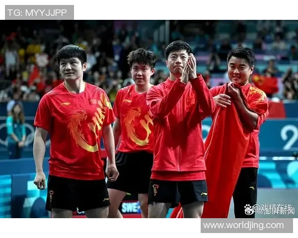 足球明星与乒乓球偶像的跨界对决展现运动精神与友谊的精彩瞬间 足球明星与乒乓球偶像的跨界对决展现运动精神与友谊的精彩瞬间