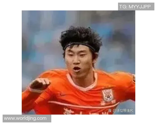 足球场上的璀璨明星他们的名字和传奇故事你知道多少