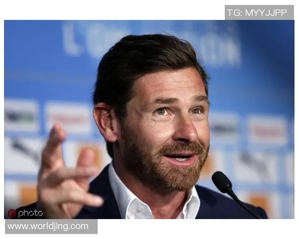 足球明星在社交媒体上的动态与影响力分析及其对球迷的吸引力 足球明星在社交媒体上的动态与影响力分析及其对球迷的吸引力