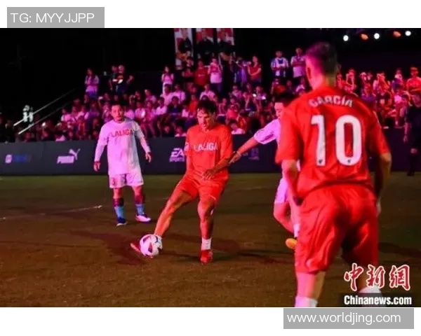 足球明星齐聚一堂共同代言多个品牌广告展现魅力与风采 足球明星齐聚一堂共同代言多个品牌广告展现魅力与风采