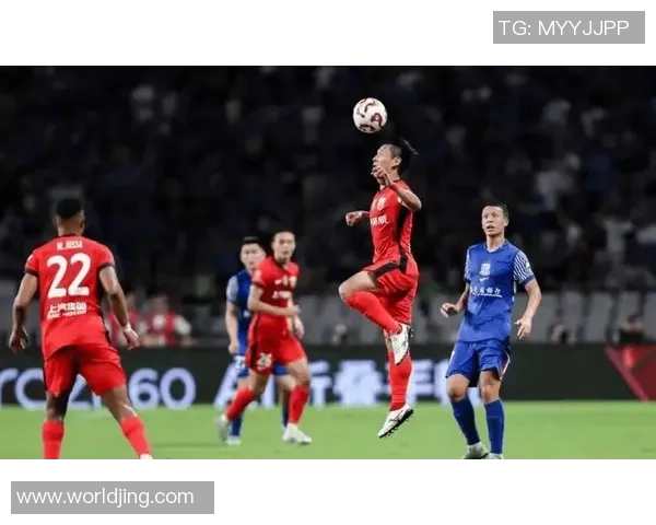 足球热议：广州足球队的状态争议