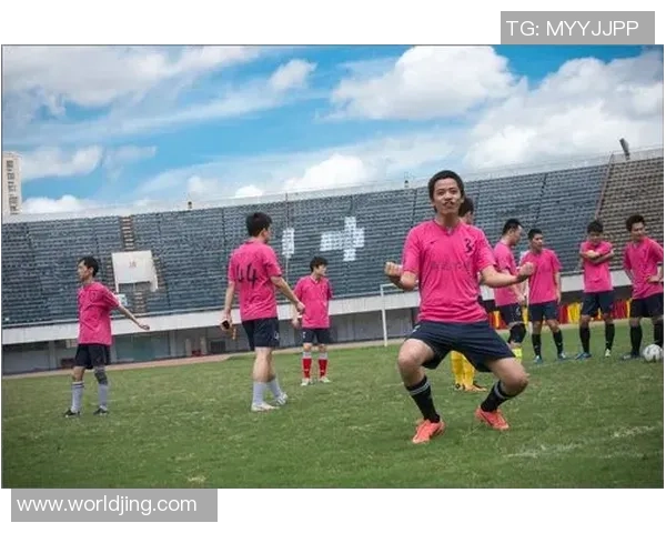 足球纪实：记录杭州足球队的奋斗经历